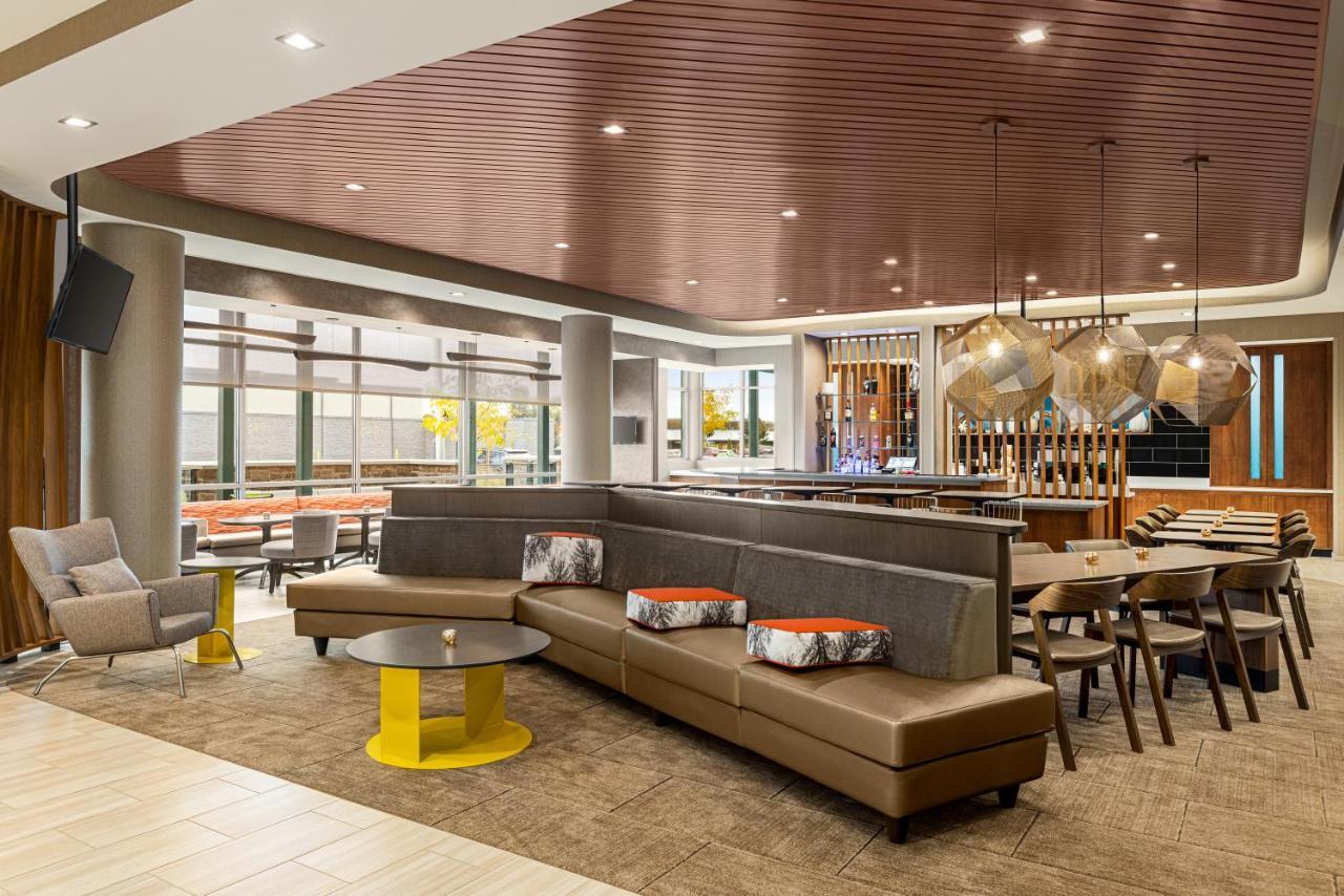 Hotel Springhill By Marriott