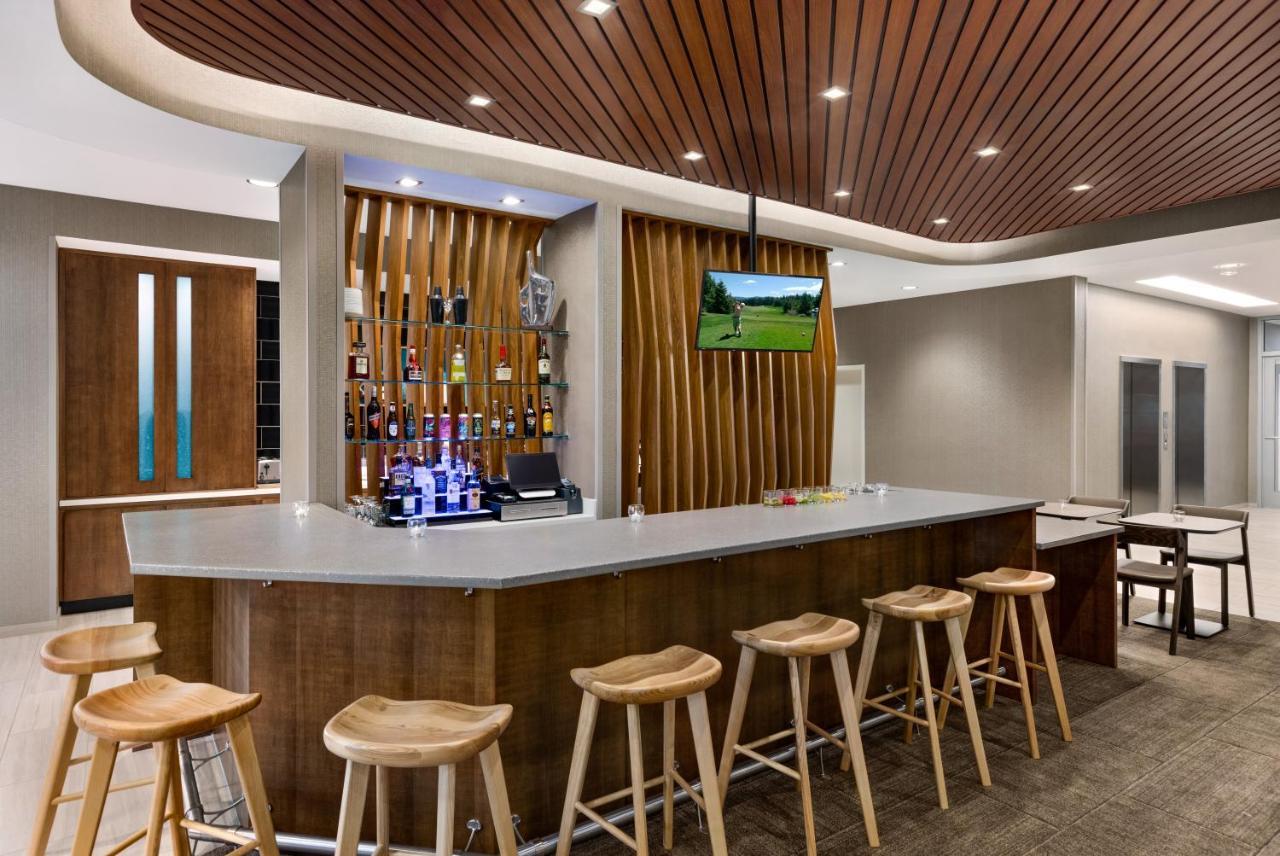 Hotel Springhill By Marriott 2*